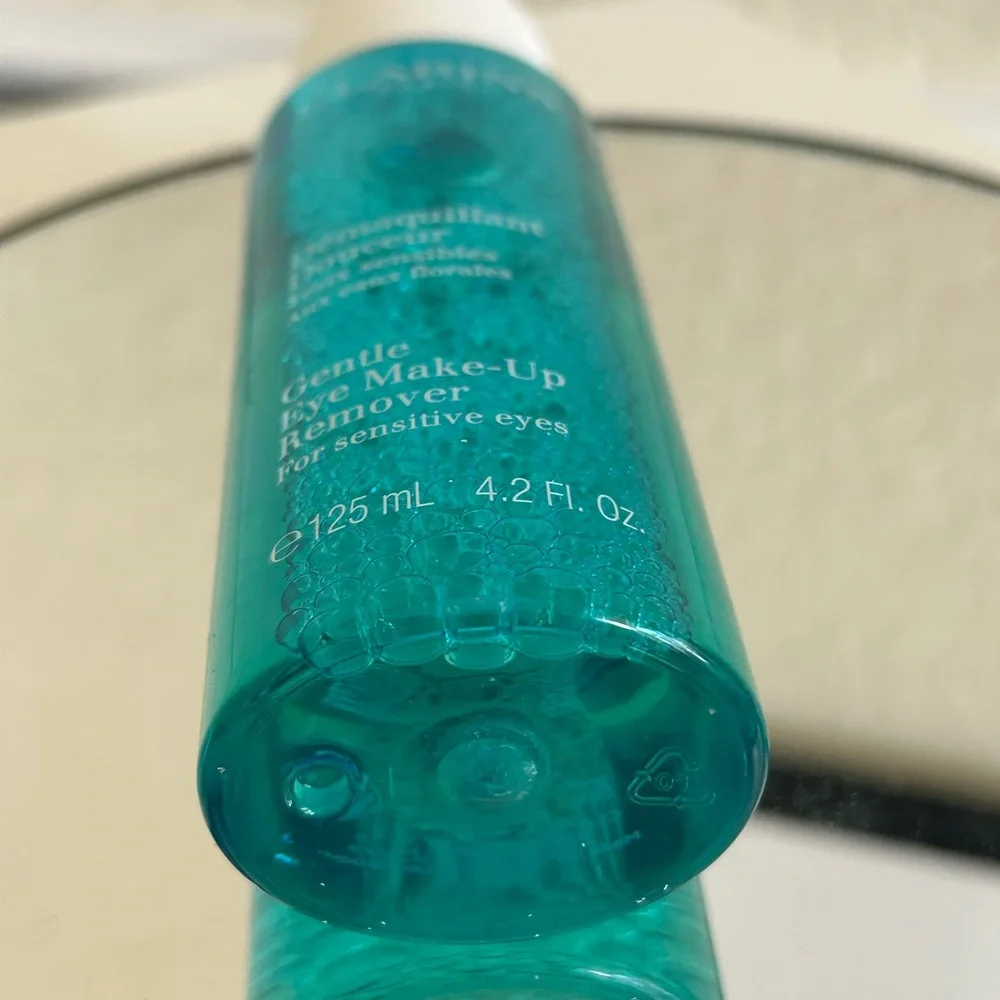 Clarins gentle eye makeup remover for sensitive eyes NEW